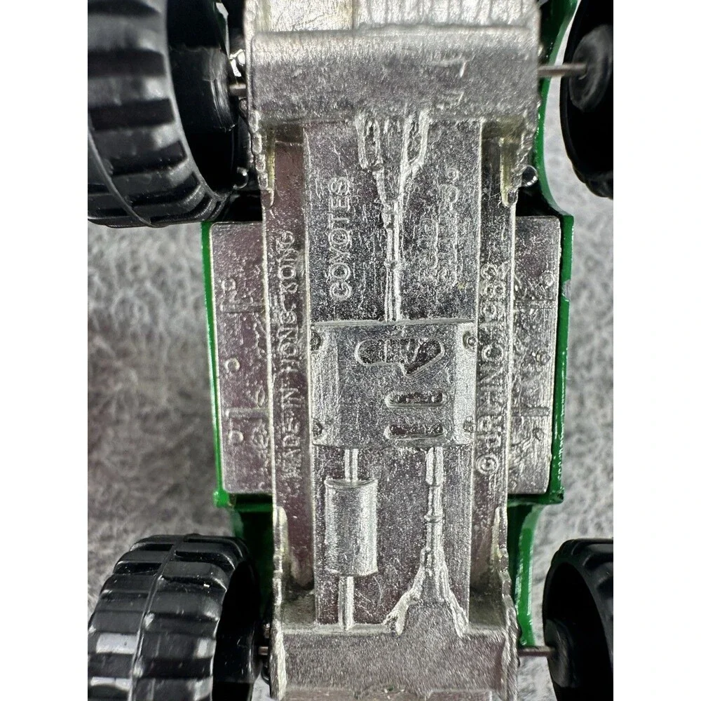 ROAD CHAMPS Coyotes Off Roader 4X4 Jeep Lof of 2 T5